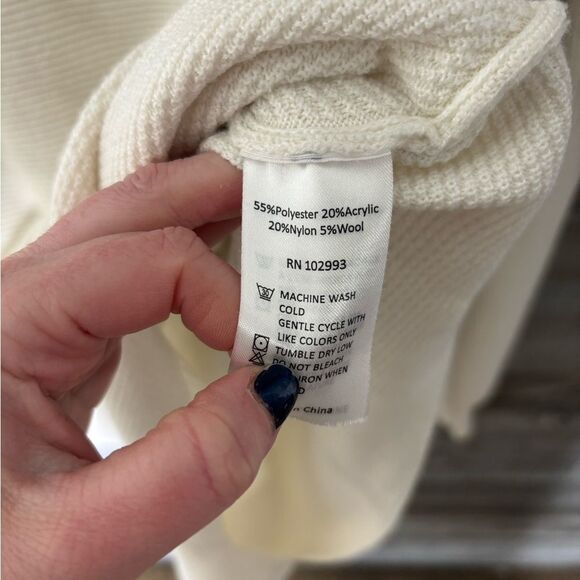 Derek Lam Collective small asymmetrical white part wool blend sweater tunic - Picture 5 of 6